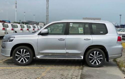 丰田陆巡视频,驾驭巅峰，探索无疆的越野传奇