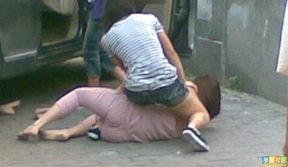 拔光小三内裤视频,拔光内裤视频事件引发社会热议